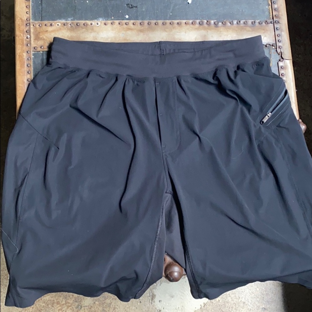 Men’s Lululemon Size Large athletic shorts
